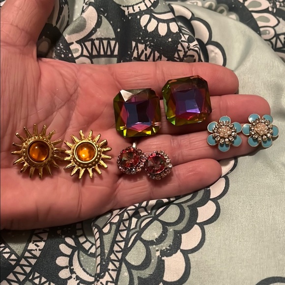 4 Pair of Earrings, 3 pierced sets, one clip on - Picture 1 of 6